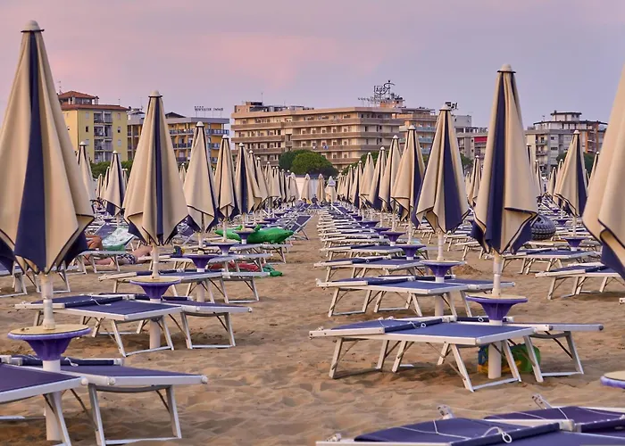 Cozy Near The Sea With Balcony Бибионе